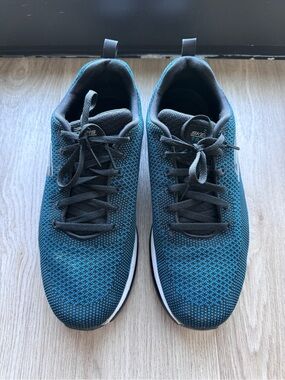 Skechers Men's Blue Knit Lace-Up Sneakers with Black Accents